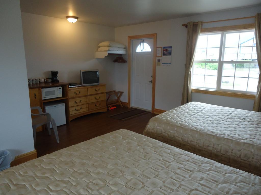Ocean View Motel And ChaletsChéticamp エクステリア 写真